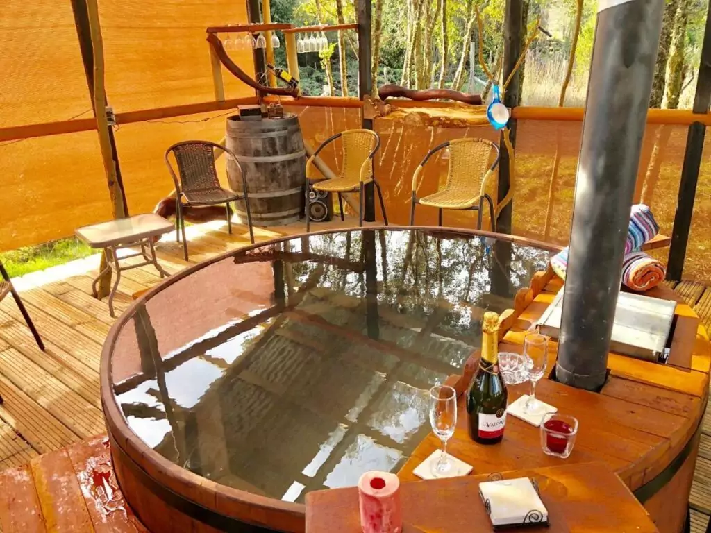 cabanas con tinajas en castro los fabianes 1