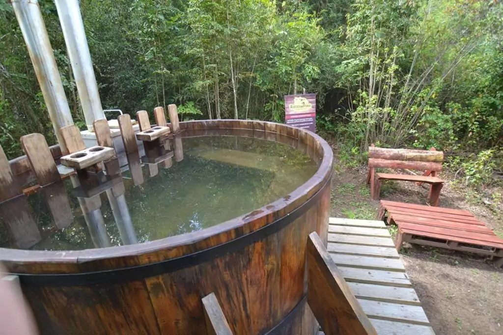 cabanas con tinajas en panguipulli raices del puma 1